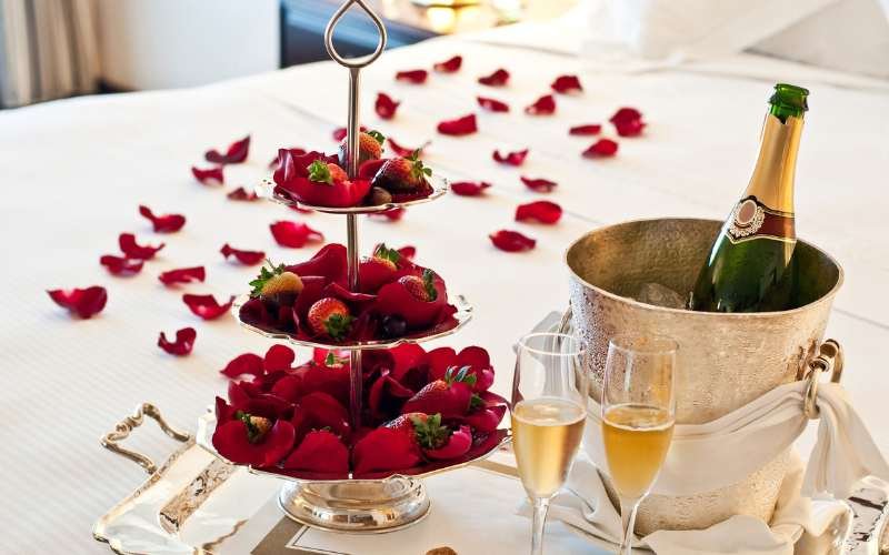 Trusted by Honeymooners & Families